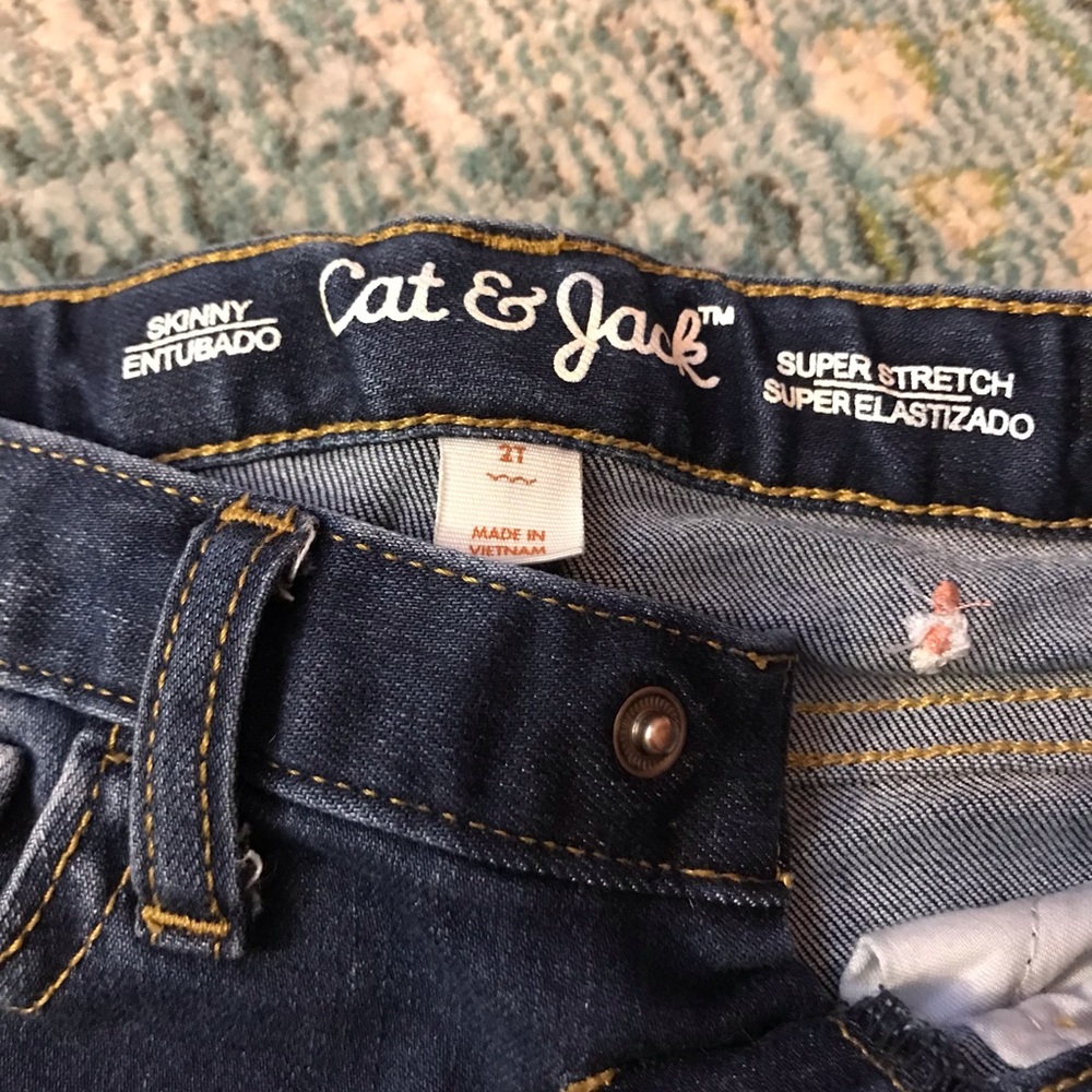 Embroidered Floral Toddler Denim Jeans - Picture 3 of 4
